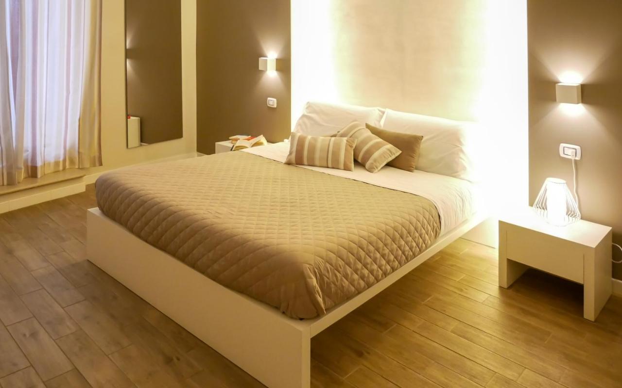 La Banchina Holiday Rooms Trani Exterior foto